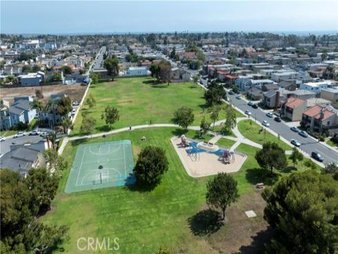 4734 Cielo 137 Drive, Huntington Beach, CA