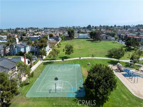 4734 Cielo 137 Drive, Huntington Beach, CA