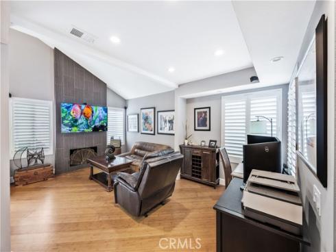 706 Oceanhill Drive, Huntington Beach, CA