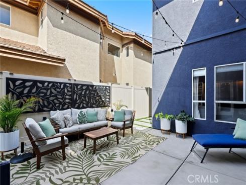 1916 Pine Street, Huntington Beach, CA