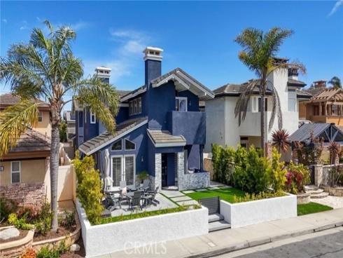 1916 Pine Street, Huntington Beach, CA