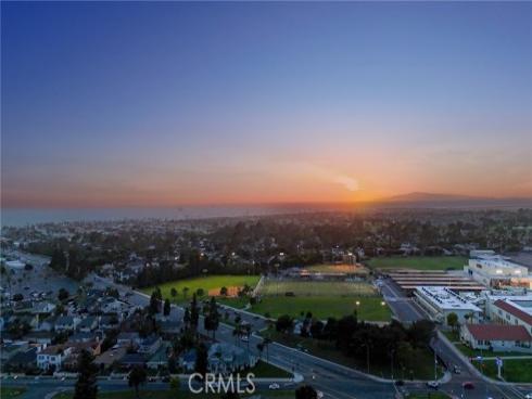 1916 Pine Street, Huntington Beach, CA