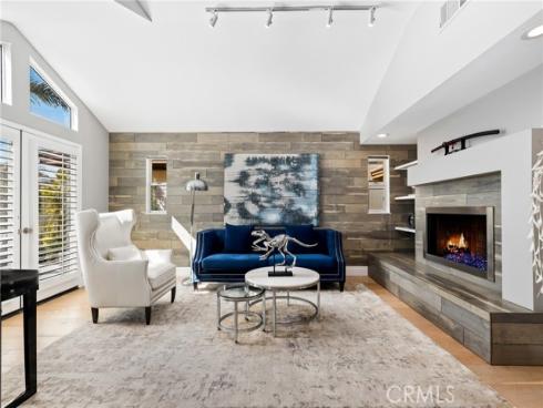 1916 Pine Street, Huntington Beach, CA