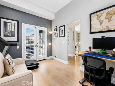 1916 Pine Street, Huntington Beach, CA