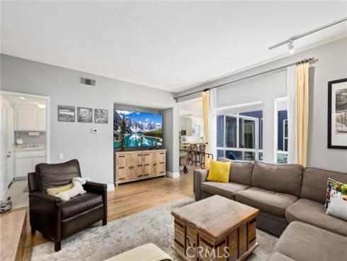 1916 Pine Street, Huntington Beach, CA