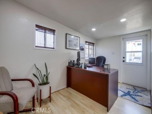 321 5th Street, Huntington Beach, CA