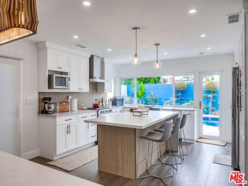 20281 Bancroft Circle, Huntington Beach, CA