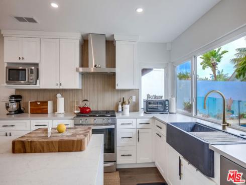 20281 Bancroft Circle, Huntington Beach, CA