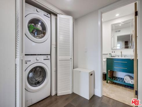 20281 Bancroft Circle, Huntington Beach, CA