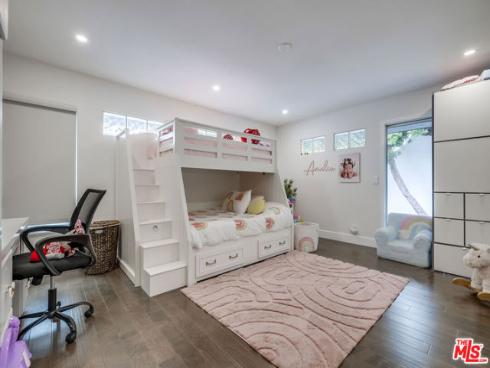 20281 Bancroft Circle, Huntington Beach, CA