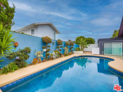 20281 Bancroft Circle, Huntington Beach, CA