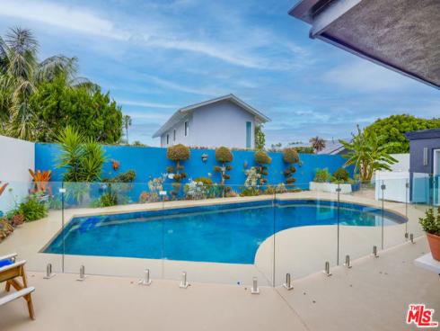 20281 Bancroft Circle, Huntington Beach, CA