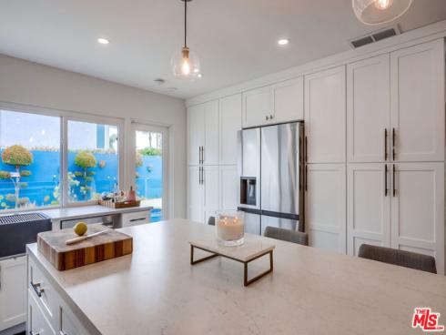 20281  Bancroft   Circle, Huntington Beach, CA