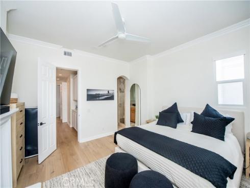 316  6th   Street, Huntington Beach, CA