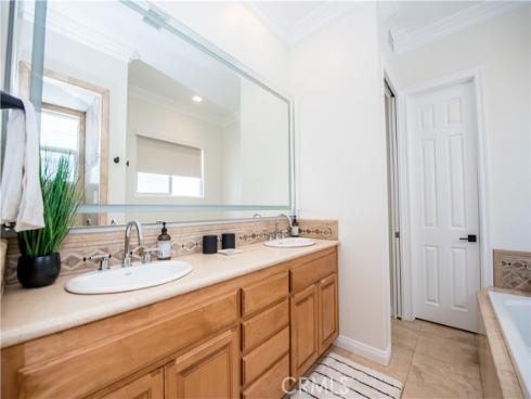 316  6th   Street, Huntington Beach, CA