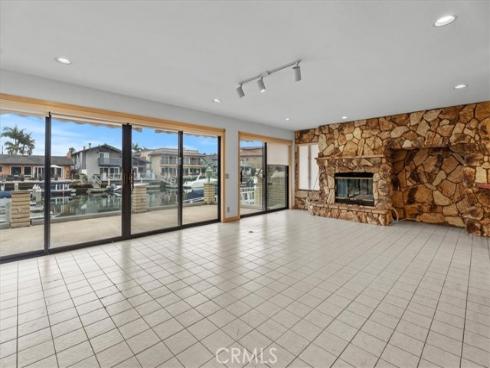 4062 Figaro Circle, Huntington Beach, CA