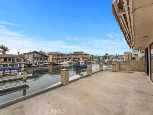 4062 Figaro Circle, Huntington Beach, CA