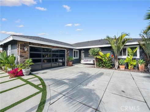20672 Kelvin Lane, Huntington Beach, CA