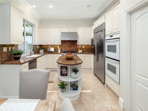 19084 Redford Lane, Huntington Beach, CA