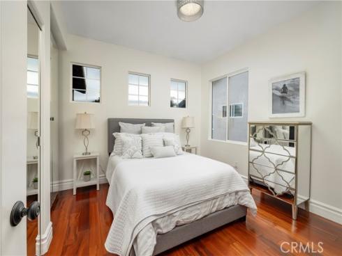 19084 Redford Lane, Huntington Beach, CA