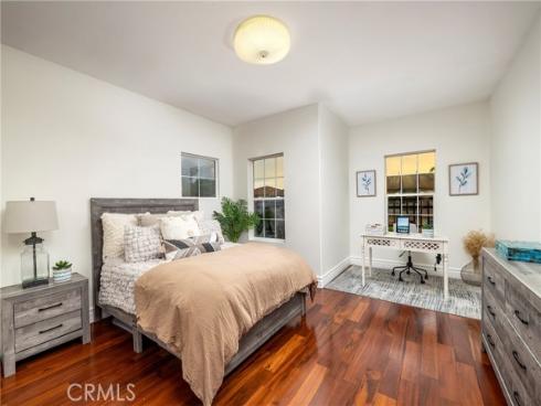 19084 Redford Lane, Huntington Beach, CA