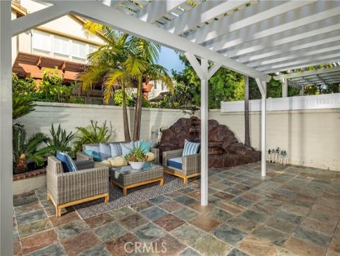 19084 Redford Lane, Huntington Beach, CA