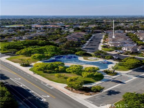 19084 Redford Lane, Huntington Beach, CA