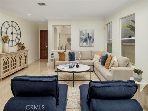 19084 Redford Lane, Huntington Beach, CA