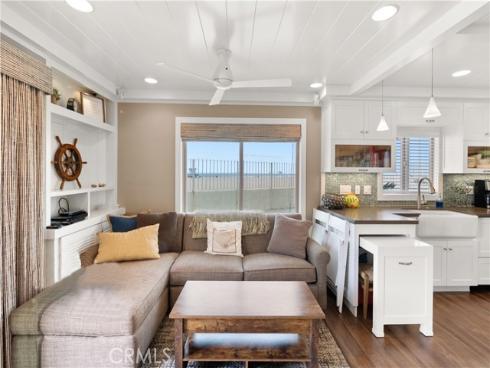 711 Pacific Coast 109 , Huntington Beach, CA