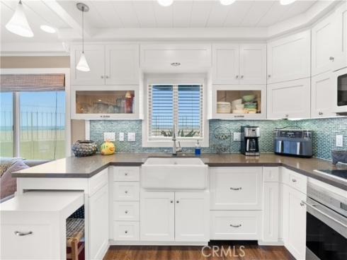 711 Pacific Coast 109 , Huntington Beach, CA