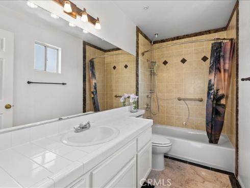 19025 Windridge Lane, Huntington Beach, CA