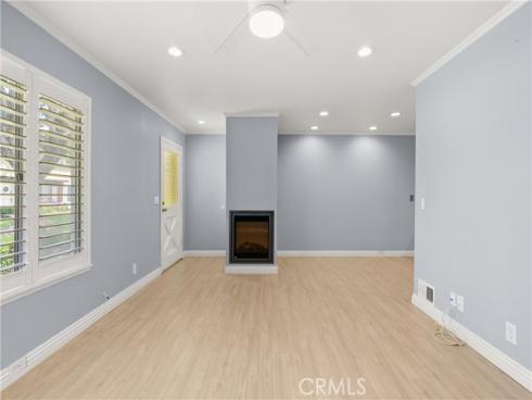 19860  Claremont   Lane, Huntington Beach, CA