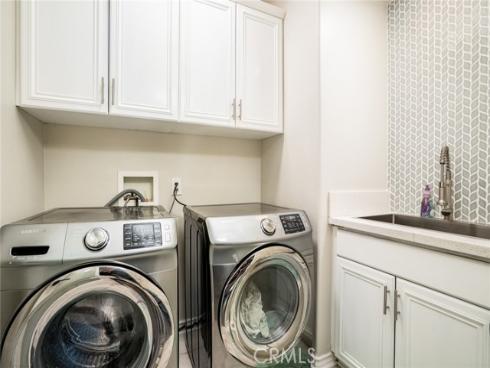 7294 Arcadia Drive, Huntington Beach, CA