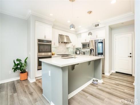 7294 Arcadia Drive, Huntington Beach, CA