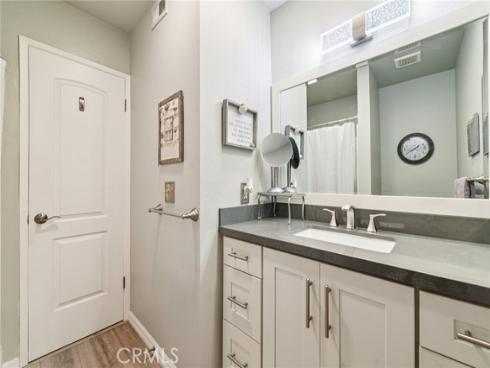 6600 Warner 144 Avenue, Huntington Beach, CA