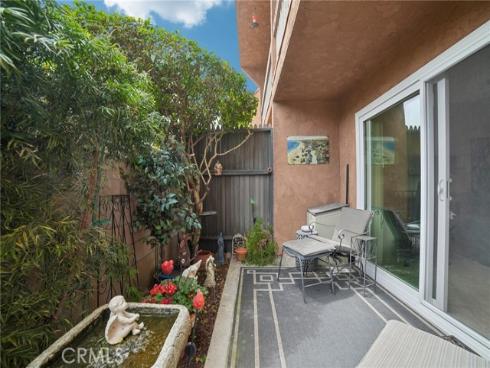 6600 Warner 144 Avenue, Huntington Beach, CA