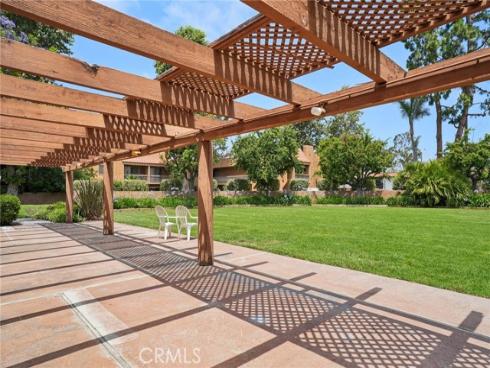 6600 Warner 144 Avenue, Huntington Beach, CA