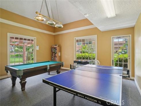 6600 Warner 144 Avenue, Huntington Beach, CA