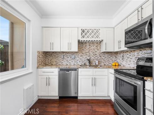 9705 Port Royal Circle, Huntington Beach, CA