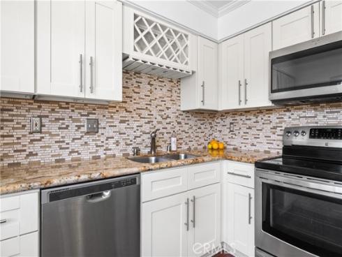 9705 Port Royal Circle, Huntington Beach, CA