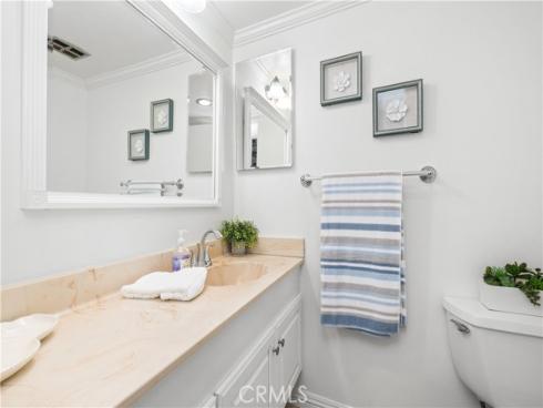 9705 Port Royal Circle, Huntington Beach, CA