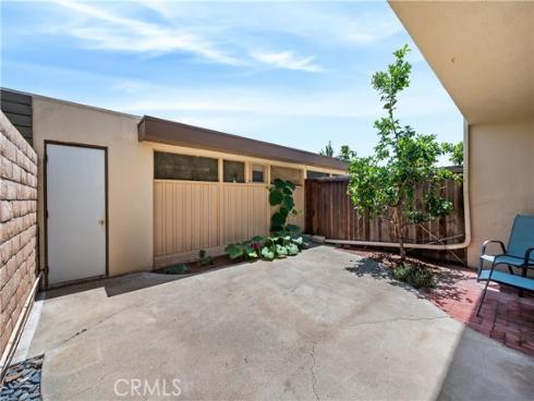 9705 Port Royal Circle, Huntington Beach, CA