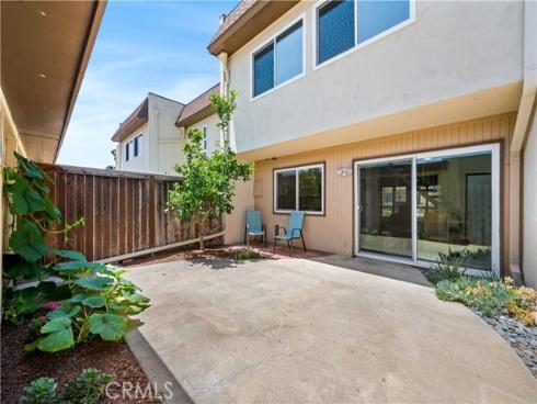 9705 Port Royal Circle, Huntington Beach, CA