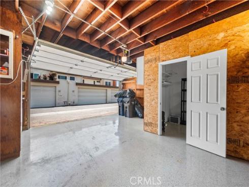 9705 Port Royal Circle, Huntington Beach, CA