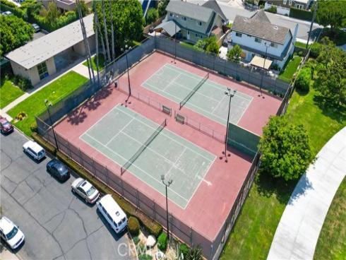 9705 Port Royal Circle, Huntington Beach, CA