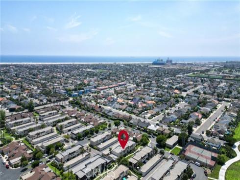 9705  Port Royal   Circle, Huntington Beach, CA