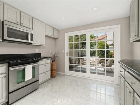 8405 Sweetwater Circle, Huntington Beach, CA