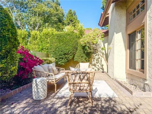 8405 Sweetwater Circle, Huntington Beach, CA