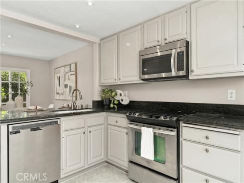 8405 Sweetwater Circle, Huntington Beach, CA