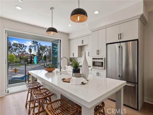 19031  Main  105  Street, Huntington Beach, CA